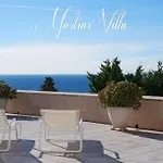 Martin \'S Villa. House On The Beach With Pool