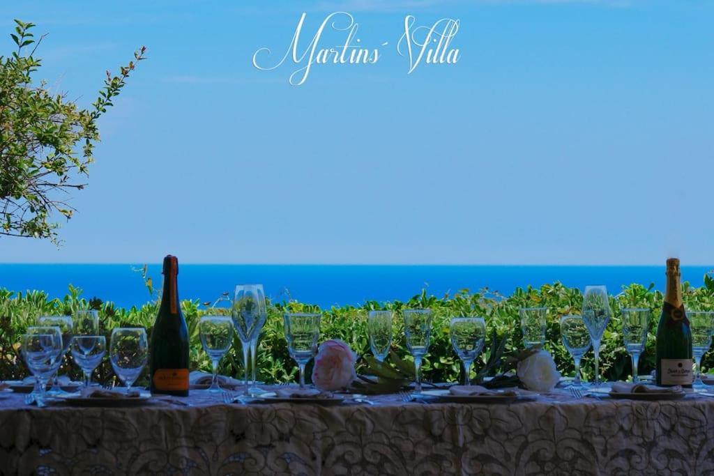 Martin 's Villa. House On The With Pool Villa *