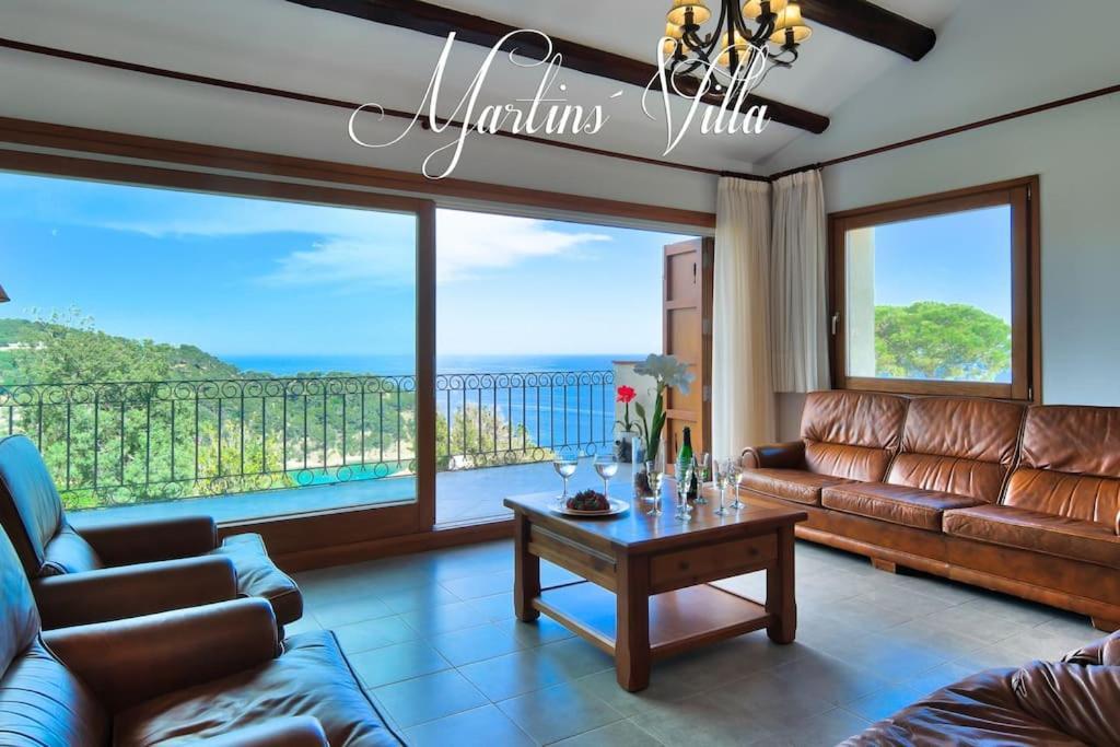 Villa Martin 's Villa. House On The With Pool Lloret de Mar