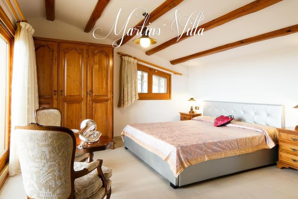 Martin 's Villa. House On The With Pool Villa *
